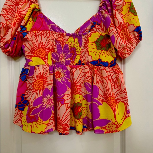 Floral blouse Entro babydoll top - Picture 2 of 3